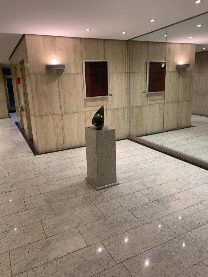 Business Messe Apartment & Wellness Spa Düsseldorf Dış mekan fotoğraf