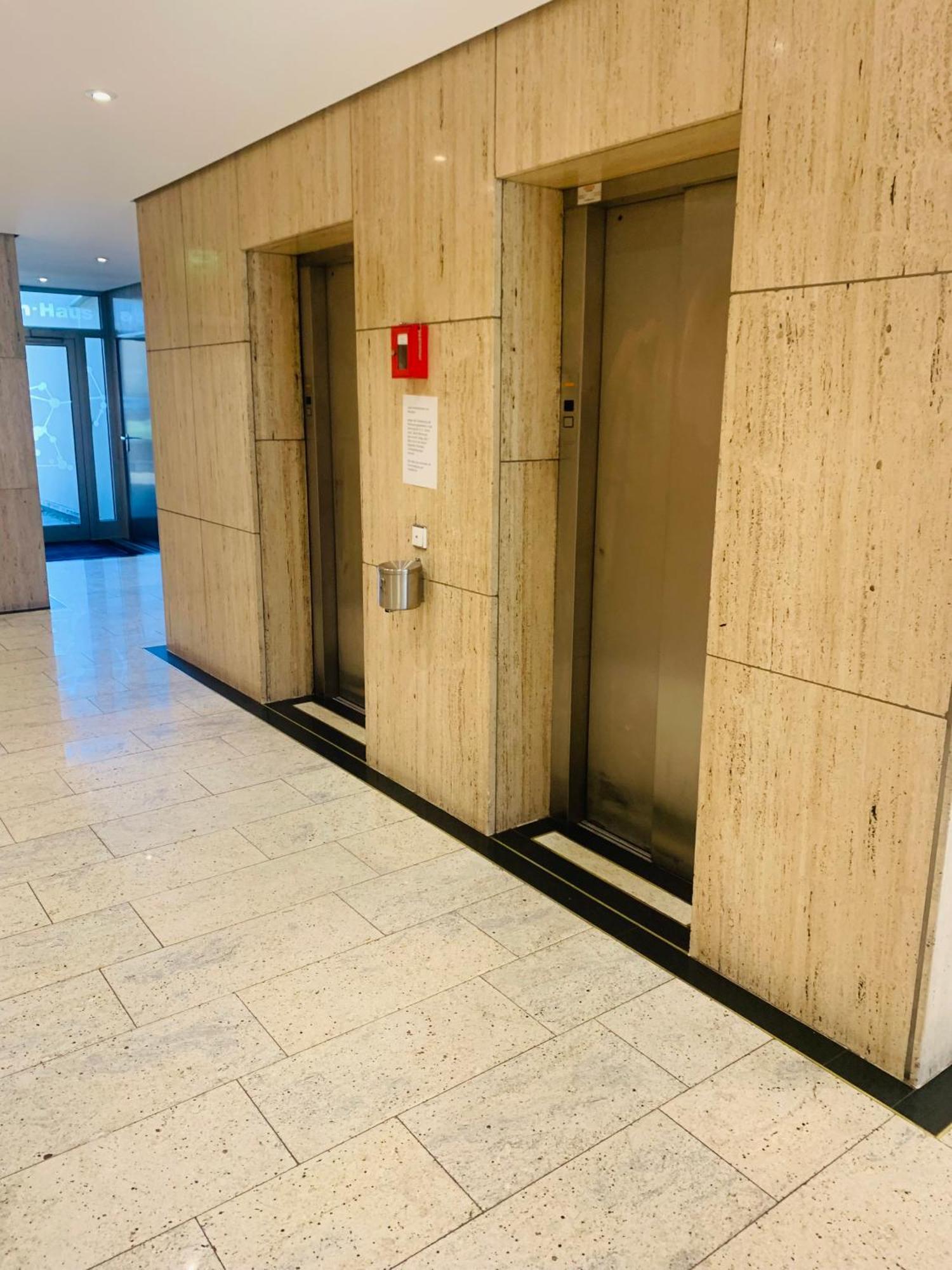 Business Messe Apartment & Wellness Spa Düsseldorf Dış mekan fotoğraf
